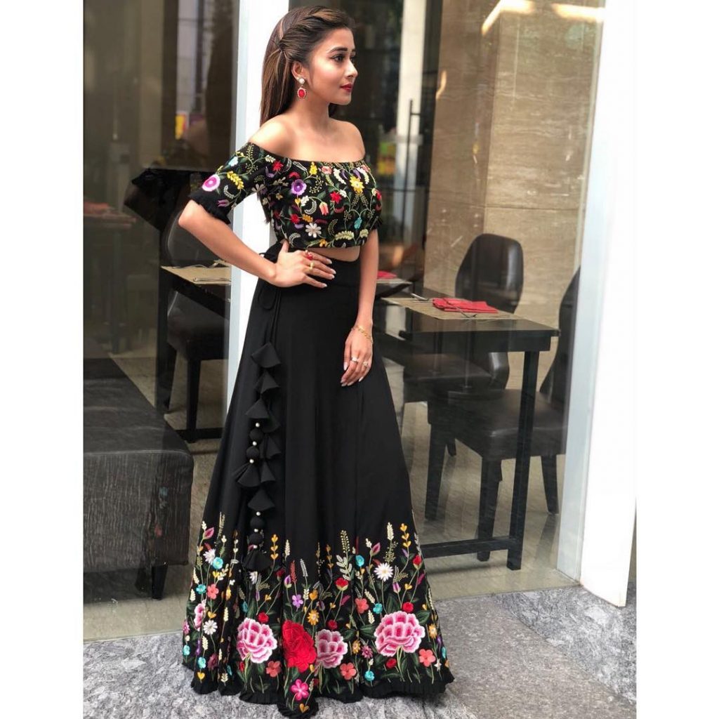 Black Bridal Lehenga Designs For Modern Brides Shaadiwish