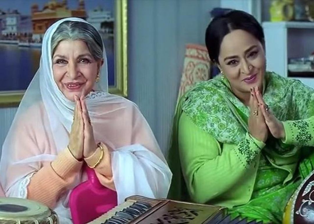 15 Weird Things That Nosy Aunties Say At Indian Weddings!