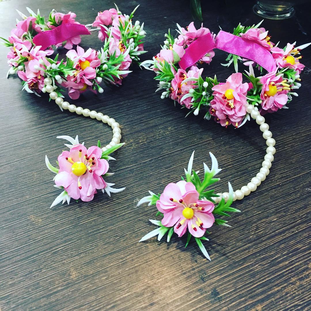 floral jewellery, bridal shopping, mehendi jewellery, floral jewelry shop- floral concepts by pooja batra