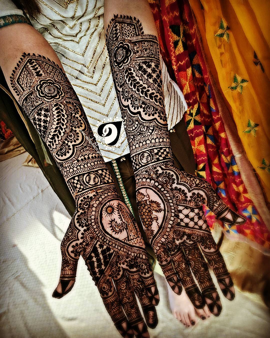 unique mehendi designs, beautiful bridal mehendi, Mehndi designer, wedding planner delhi
