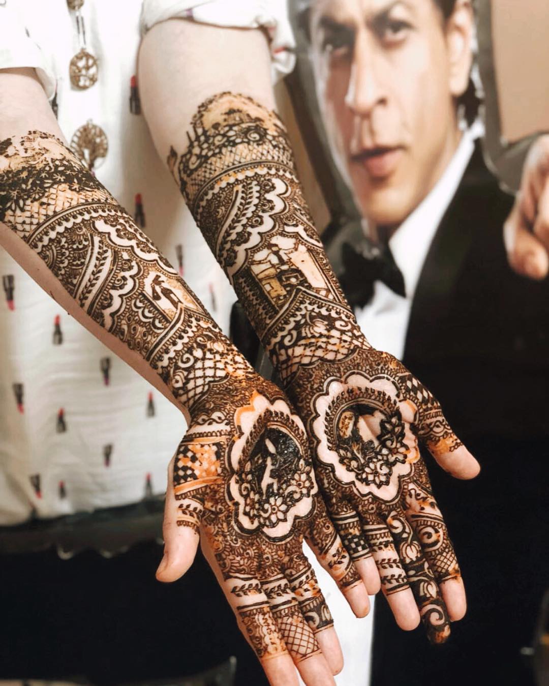 unique mehendi designs, beautiful bridal mehendi, saras henna