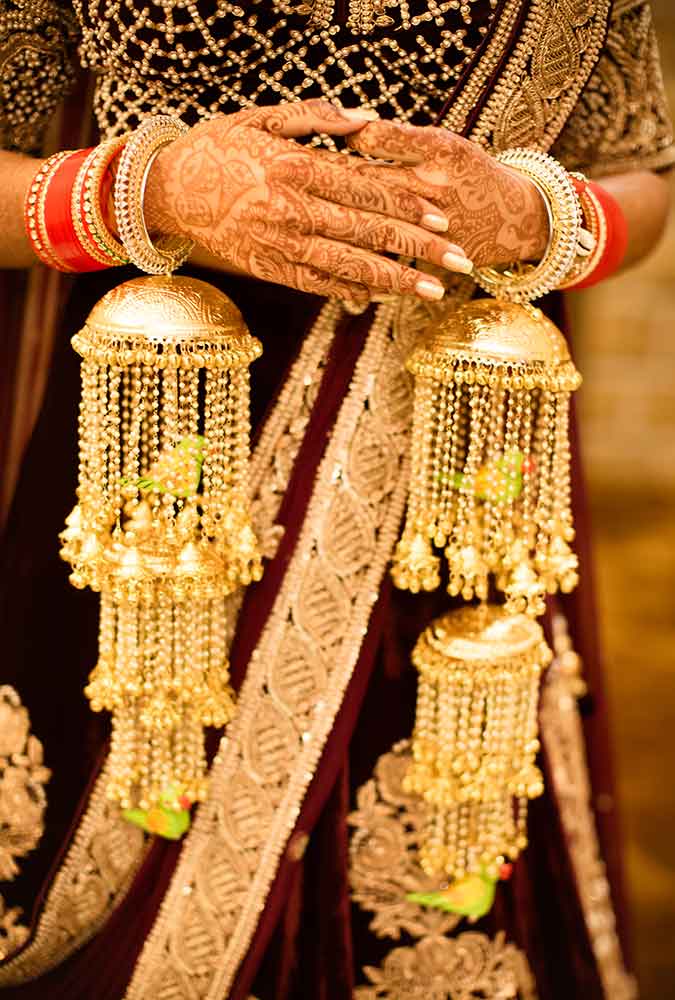 5 Best Places In West Delhi For Unique Bridal Chooda Shopping Now, about kalire, it is a famous chooda set having jhoomar in it wore by the punjabi brides in as said, kalire is an umbrella type designed threads whereas chooda is a huge set of bangles which is. unique bridal chooda shopping