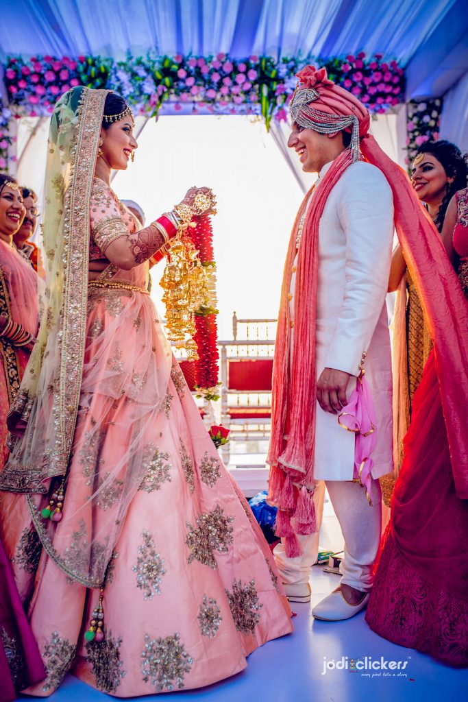 Tips And Tricks To Buy Wedding Lehenga Without Exceeding Your Budget