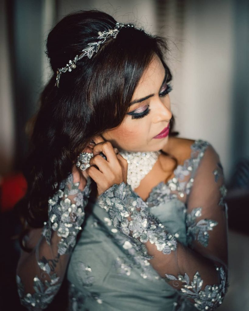 20 Unique And Trending Bridal Hair Accessories For The Indian Bride 