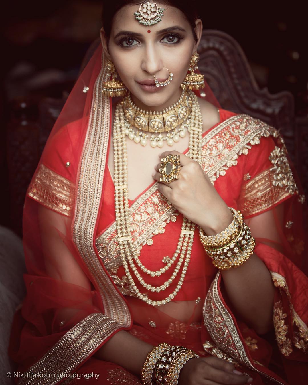 South Indian Bride Oomphed Her Wedding Look In A 'Kanjivaram' Saree From  Manish Malhotra's Closet