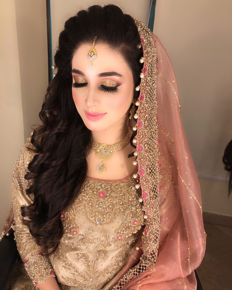 Pakistani Brides Giving Major Bridal Hairstyle Goals 1116
