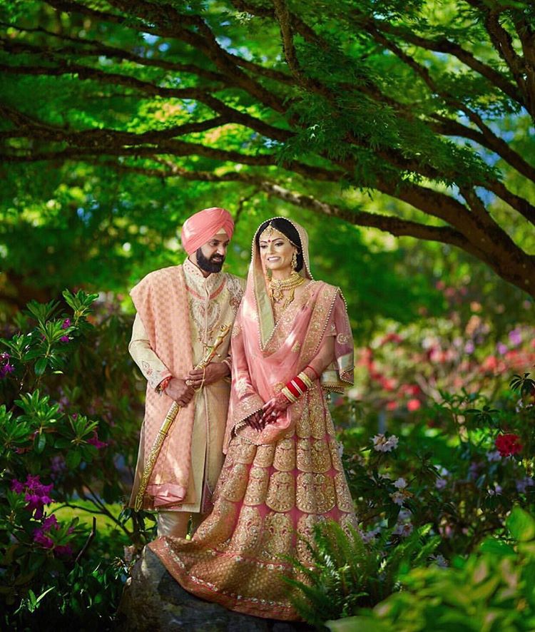 Indian wedding photographers in Canada, indian weddings, wedding photography, Canada, indian weddings in Canada, couple portrait, groom outfit, bridal outfit, indian bride, indian groom, bridal lehenga, Finepixelstudio