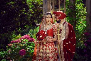 indian weddings, wedding photography, Canada, indian weddings in Canada, couple portrait, groom outfit, bridal outfit, indian bride, indian groom, bridal lehenga, Finepixelstudio