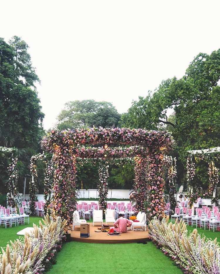 mandap decor, mandap decor ideas, floral mandap decor, floral mandap decoration, floral mandap decoration,  pink roses, white roses, wedding decor, sitting arrangement, wedding decor ideas