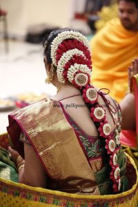 32 Magnificent South Indian Bridal Hairstyles - ShaadiWish