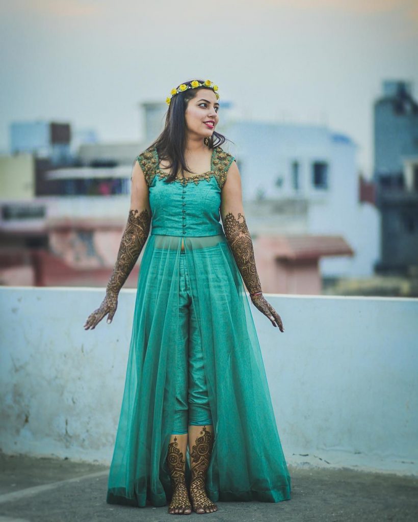 Green Mehndi Dress for Bride in Pishwas Frock Style-sonthuy.vn