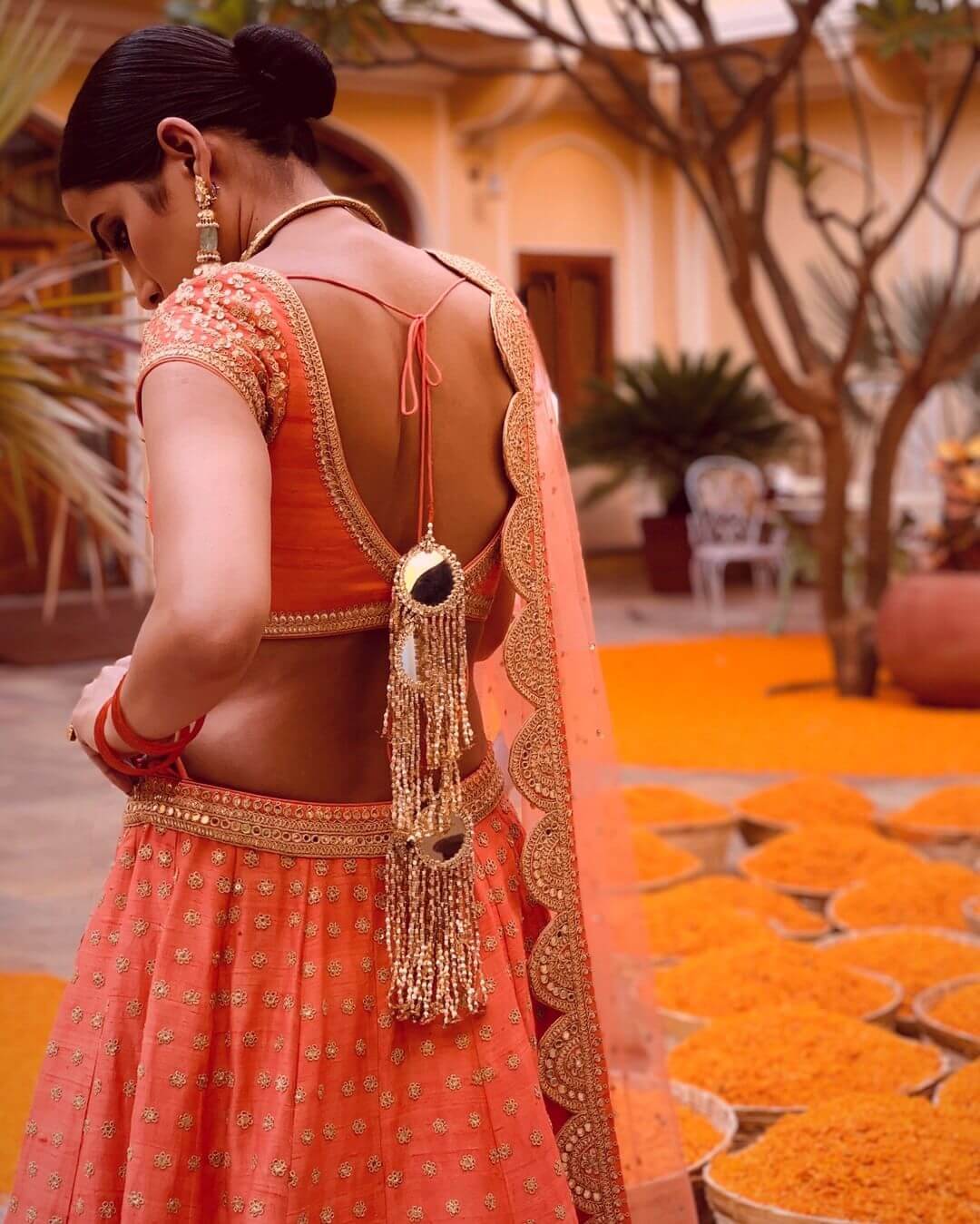 lehenga ki latkan ki design