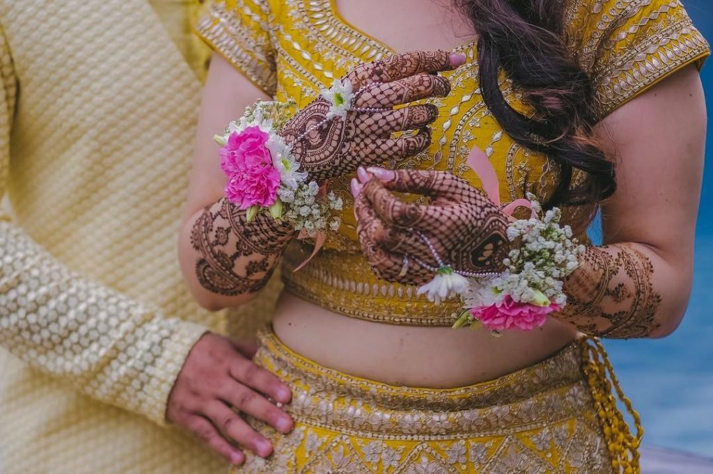 Floral Hand Harness For Mehendi