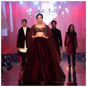Manish Malhotra’s Latest Couture Collection At Lakme Fashion Week 2019