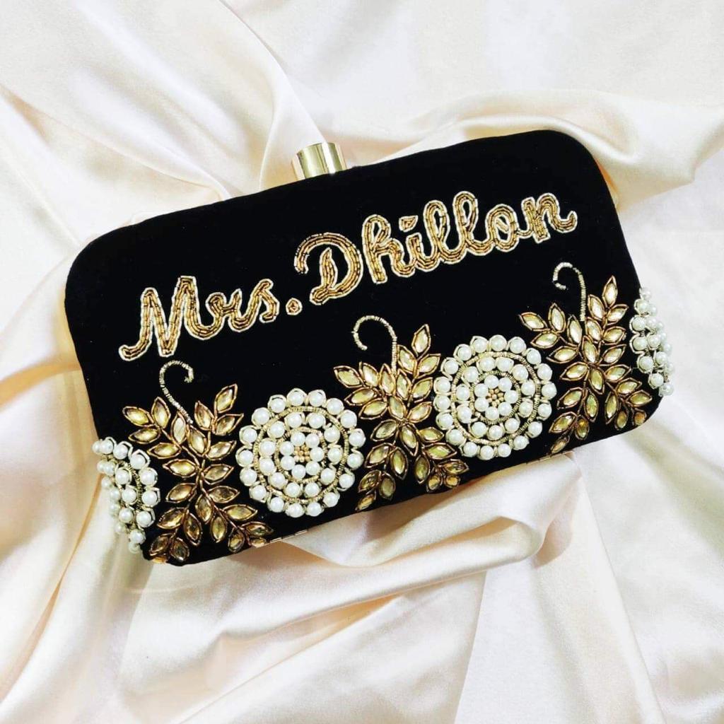 personalised clutch