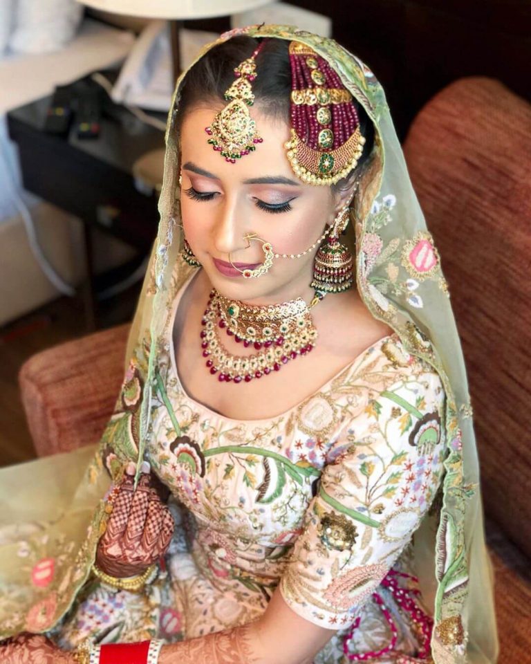 Mistakes To Avoid Before Hiring A Bridal Makeup Artist