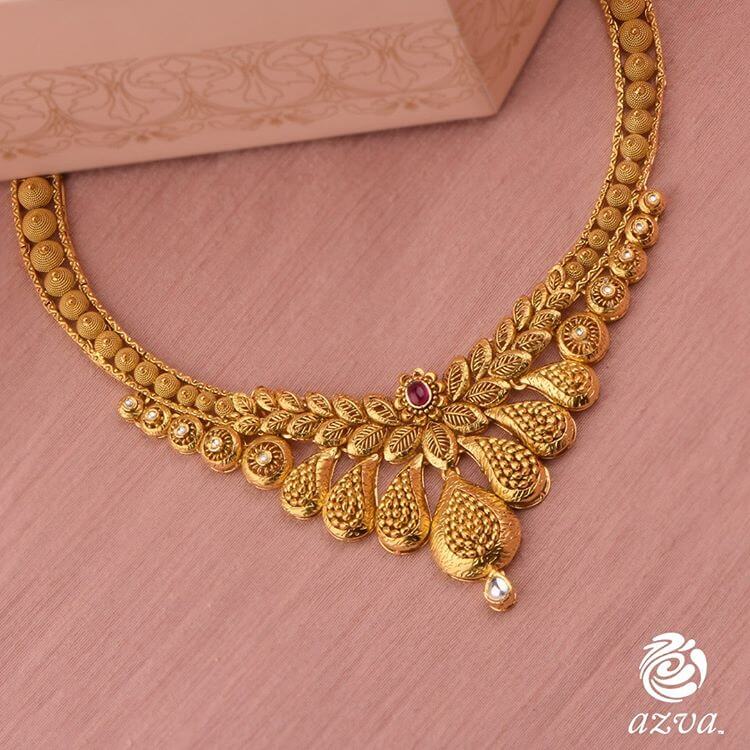 Buy Bloom Fancy Meenakari in Indo-Italian 22K Gold Necklace Set with  earrings Online | Bloom Fancy Meenakari in Indo-Italian 22K Gold Necklace  Set with earrings by Manubhai.