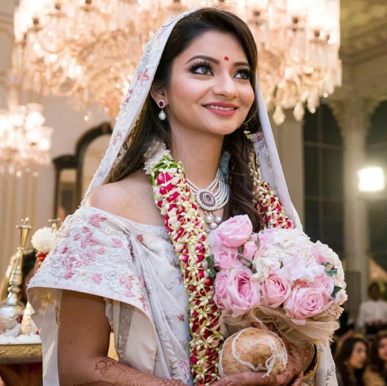 Top Traditional Parsi Brides We Are Totally Crushing On!