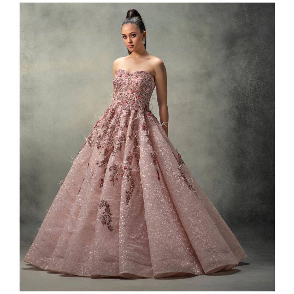 Wedding Gowns For Reception