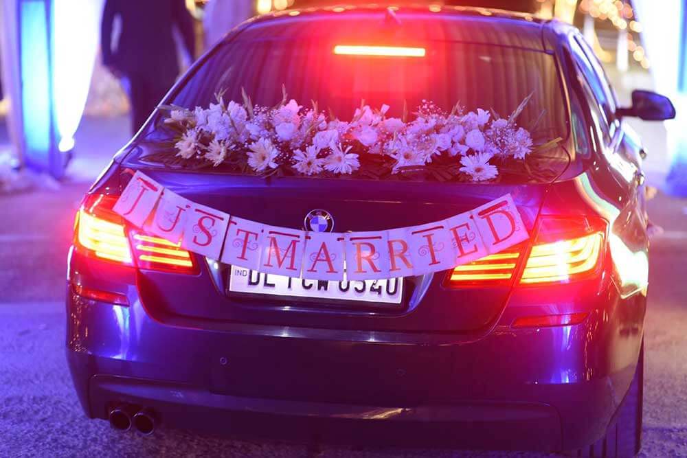 Indian Wedding Car Decoration Ideas that are Fun and Trendy | Wedding  Planning and Ideas | Wedding Blog