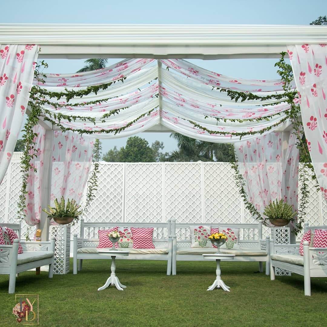 monsoon wedding decor ideas