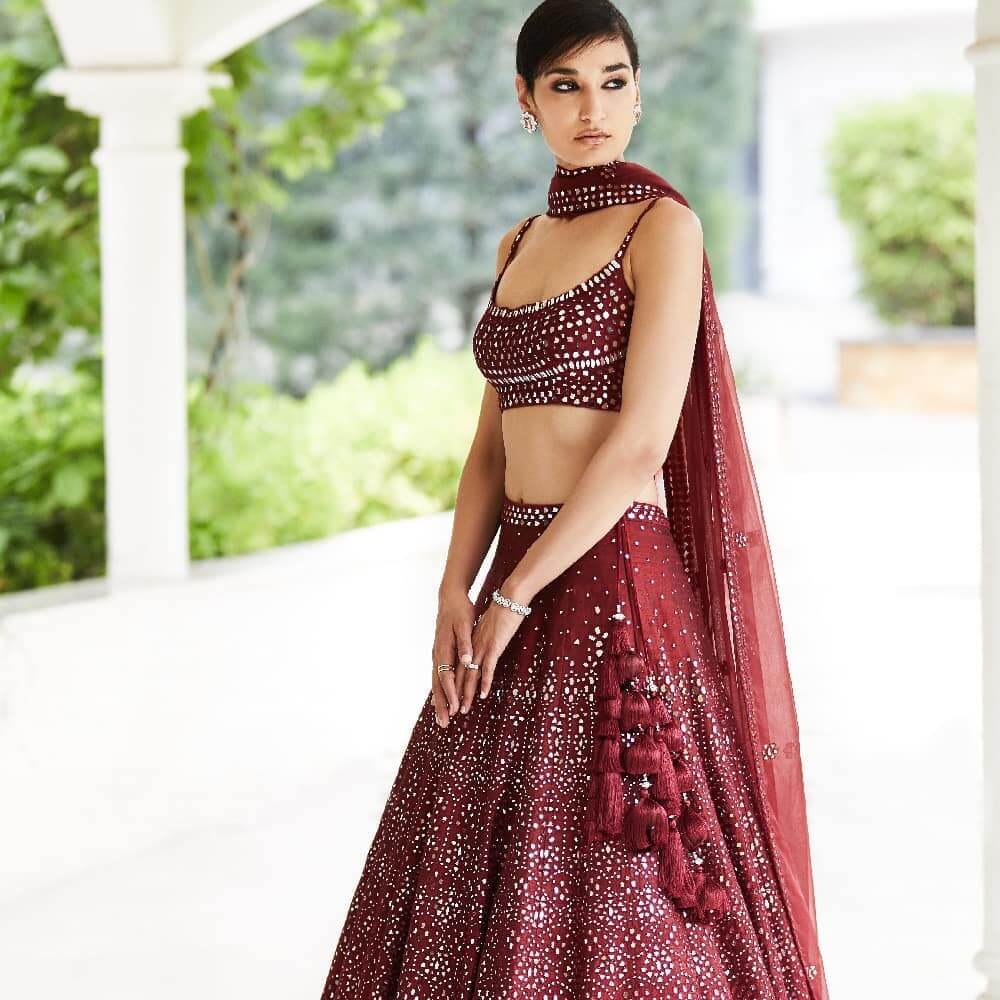 maroon bridal outfit ideas