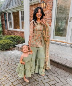 mother daughter outfit inspiration