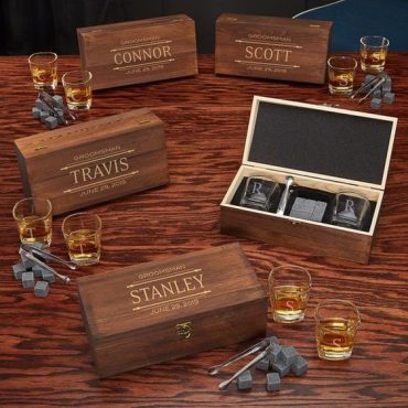 Practical And Coolest Groomsmen Gift Ideas For Your Squad