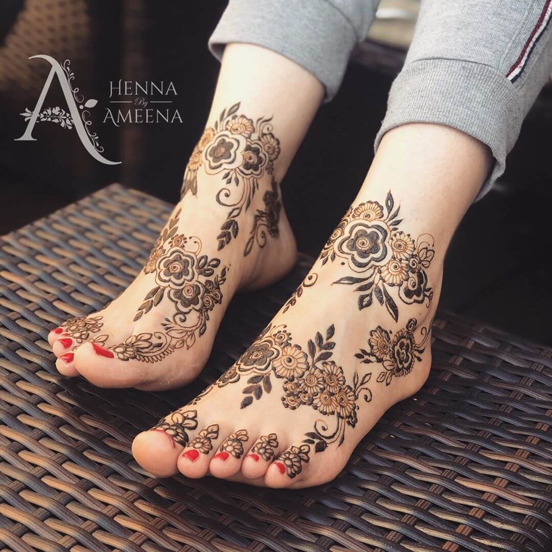 Foot mehndi designs - Simple Mehndi Designs | Facebook