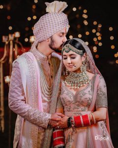 Most Stylish And Trending Groom Turbans That We Spotted