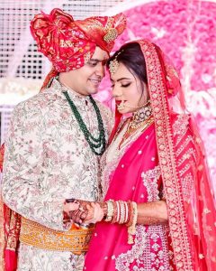 Most Stylish And Trending Groom Turbans That We Spotted