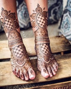 bridal feet mehendi