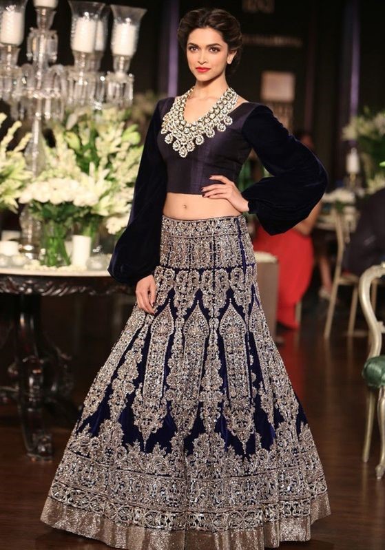 fashion #palazzo #salwarsuit #embroidery #pants #velvet #kurta #bride # velvet #salwarsuit #salwarkame… | Beautiful outfits, Pakistani dresses,  Indian designer wear