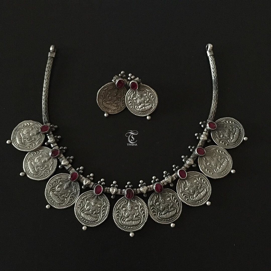 Silver Motif Jewelry