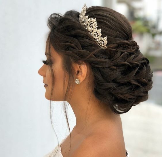Wedding Tiara Hairstyle / Partywear Tiara Hairstyle / Best Bridal Hairstyle  / Crown Design - YouTube