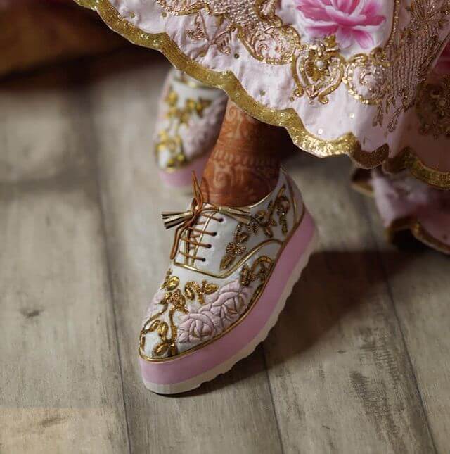 brides who ditched heels