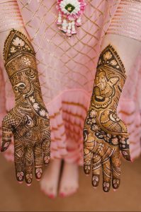 nidhi dutta mehendi