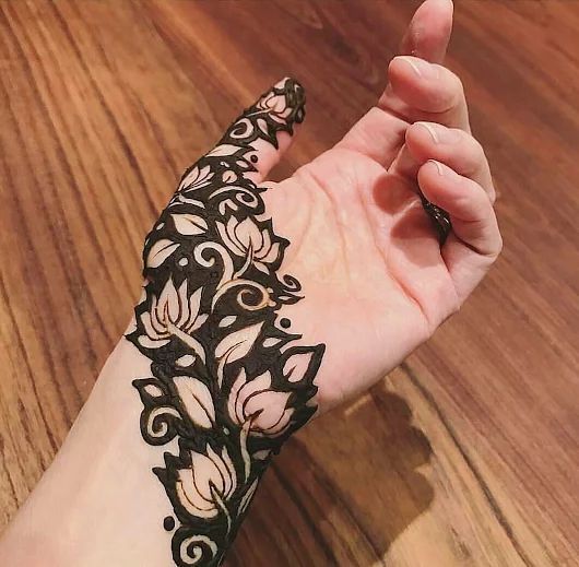lotus motif henna