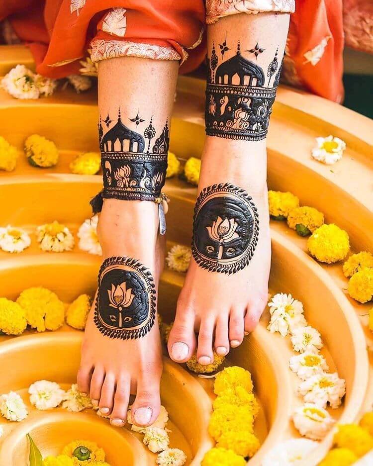 lotus feet henna