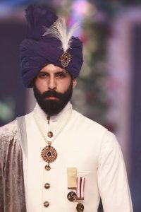 purple rajasthani groom pagri