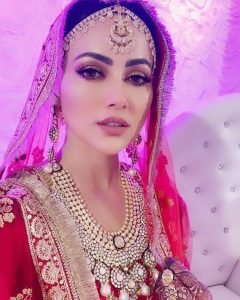 sana khan wedding look