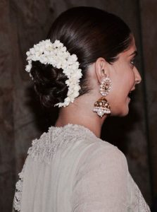 sonam gajra hair bun