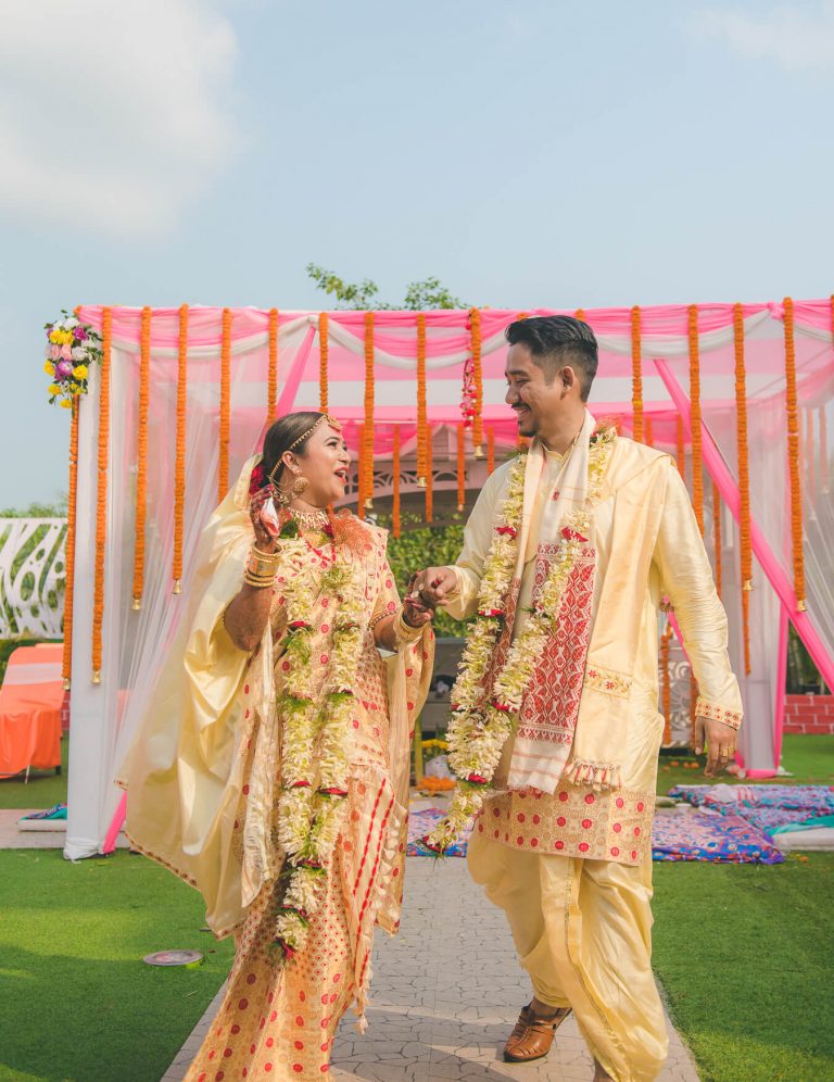 A Gorgeous Assamese Wedding With Cutesy DIY Elements