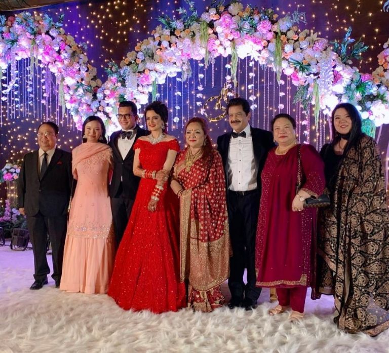 Aditya Narayan’s Wedding Reception Gorgeous Photos