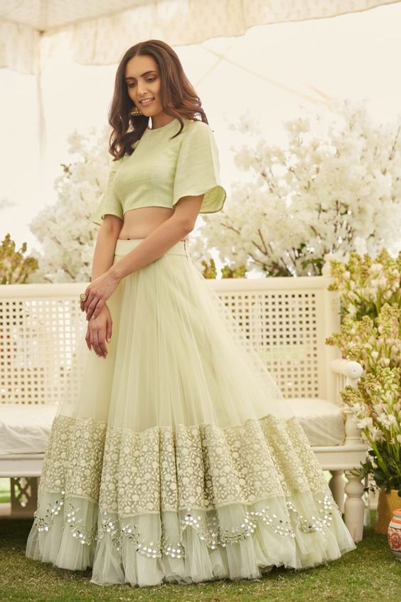 Impressive white and green color Western outfit | Skirt fashion, Long skirt  outfits, Mehendi outfits