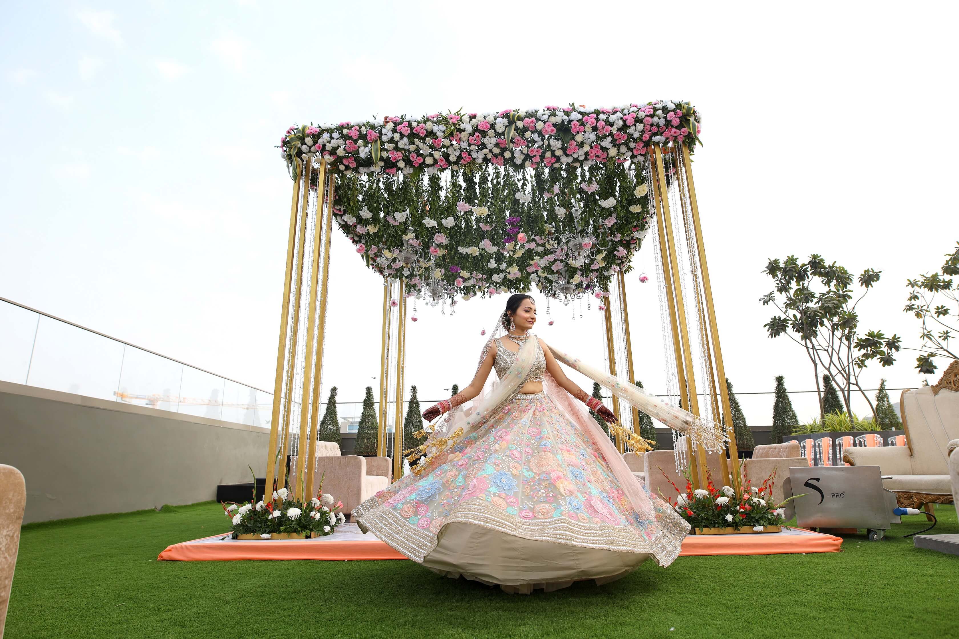 lehenga twirling bride