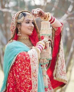 35 Punjabi Bridal Lehenga Styles that You Would Want to Steal! -  LooksGud.com | Indian bridal outfits, Indian bridal dress, Latest bridal  lehenga
