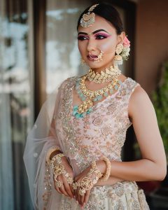 Gold hand jewelry for brides