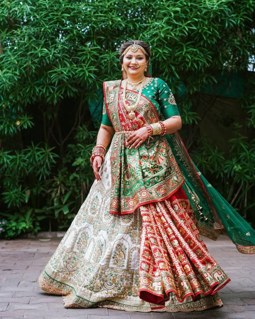 stunning-gujarati-brides-and-their-traditional-sarees