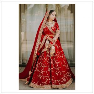 Sabyasachi bride in double dupatta